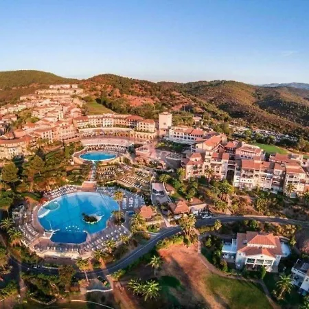Studio 5 Personnes Studio 4/5 Personnes Vue Mer Au Calme - Cap Esterel, Cote D'azur. Апартаменты