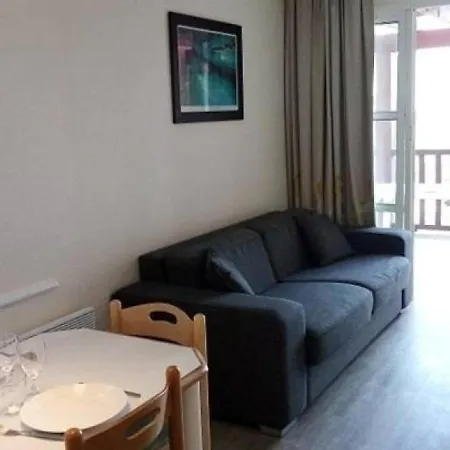 Апартаменты Studio 5 Personnes Studio 4/5 Personnes Vue Mer Au Calme - Cap Esterel, Cote D'azur. Сен-Рафаэль